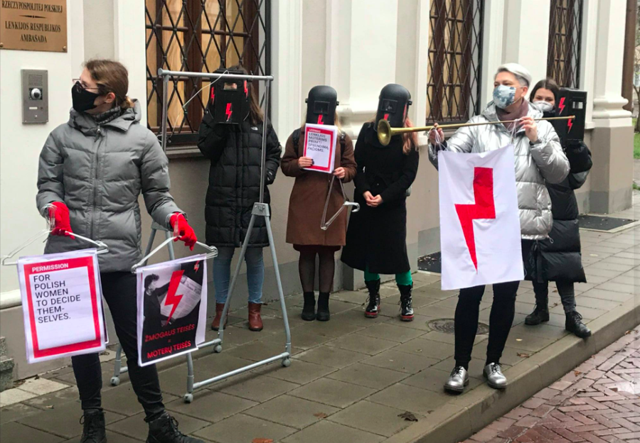 Protests staged in support of Polish Women and against COVID-19 measures