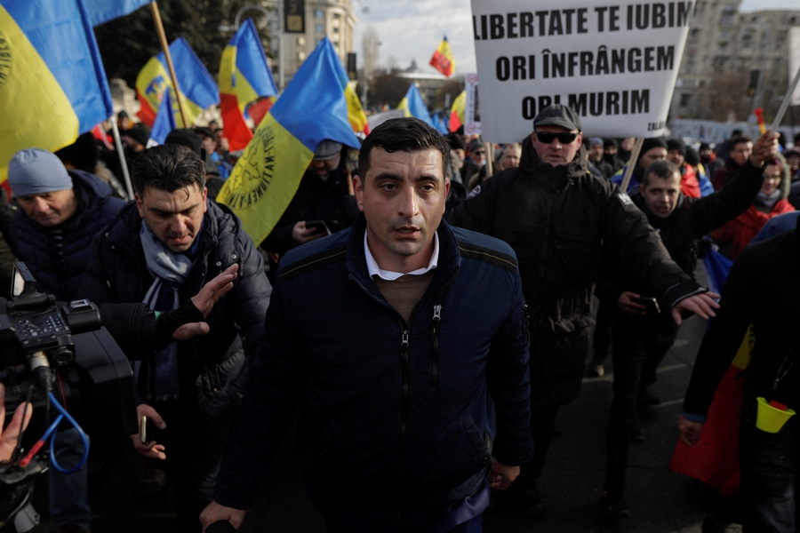 Far-right party starts smear campaign to “blacklist” critical media