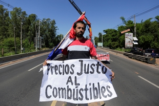 Paraguay: efforts to criminalise road blockades following protests