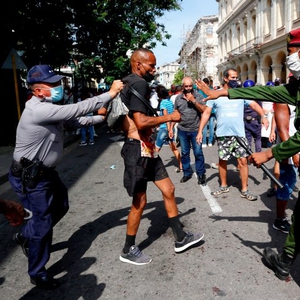 Widespread anti-government protests across Cuba