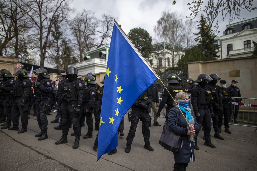 Independence of Czech TV and radio under threat