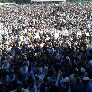 Pashtun protests continue despite pressure from authorities