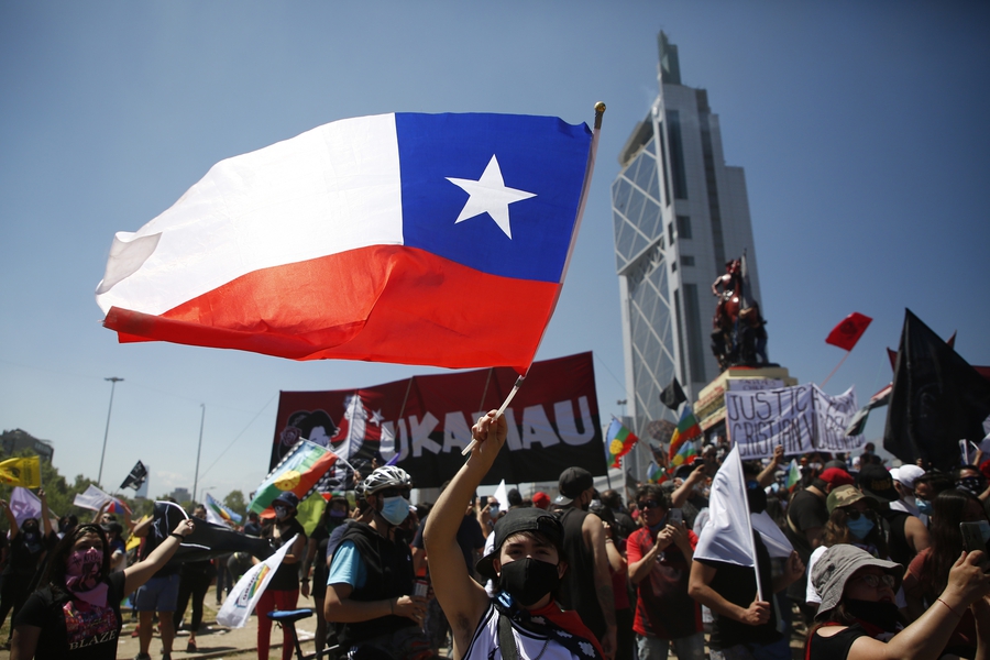 Protesters return to the streets ahead of constitutional referendum in Chile