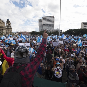 Mass protests against reduced budget for social policies in Guatemala
