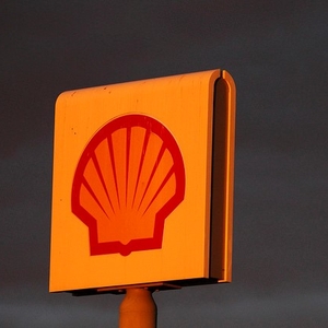 Activists held unlawfully for anti-Shell protest
