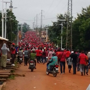 Protests continue as international pressure mounts for a political dialogue