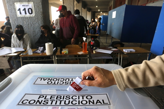 Chile celebró un plebiscito obligatorio el 4 de septiembre de 2022 para decidir si aprobaba la propuesta constitucional para sustituir a la Carta Magna actual, vigente desde la dictadura de Pinochet. 