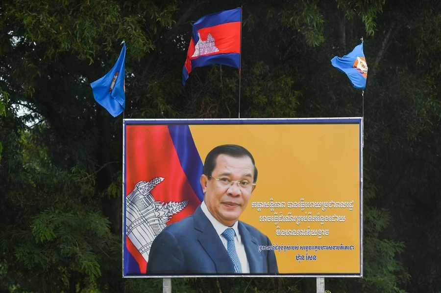 Hun Sen increases restrictions on media and online expression in Cambodia ahead of elections