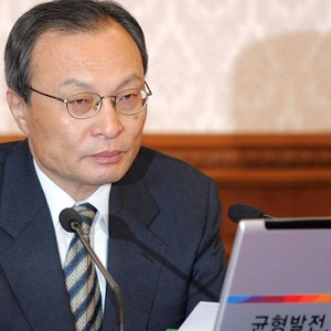 Politician proposes review of National Security Law used to restrict freedom of expression