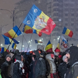Police charged for unjustified use of violence, as Romanian politicians blame protestors