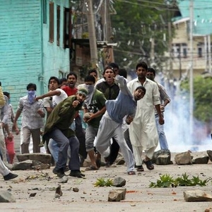 Security forces employ excessive force against protesters in Kashmir