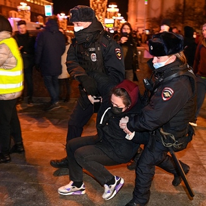 Mass anti-war protests, censorship, as population denounces Ukraine invasion