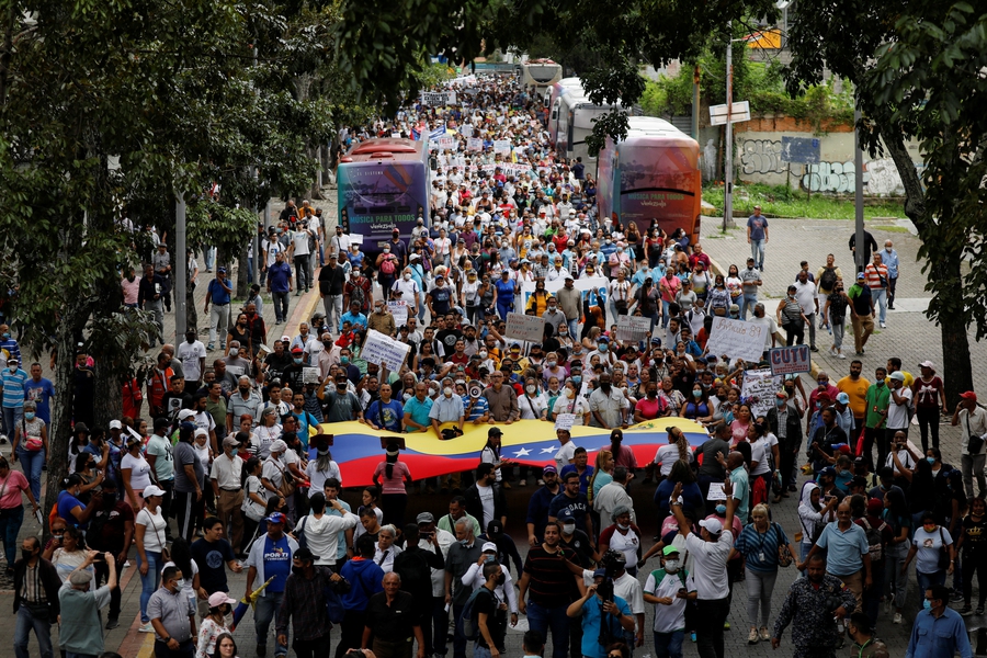 Venezuela: Teachers protest for decent wages; killing and detention of HRDs 