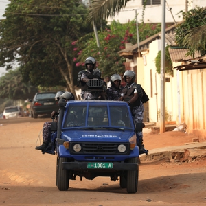Eight trade unionists detained, media outlet suspended