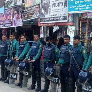 News site blocked while critics and journalists arrested or attacked with impunity in Bangladesh