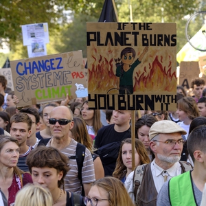 Carnival branded anti-Semitic; police use excessive force against climate protesters
