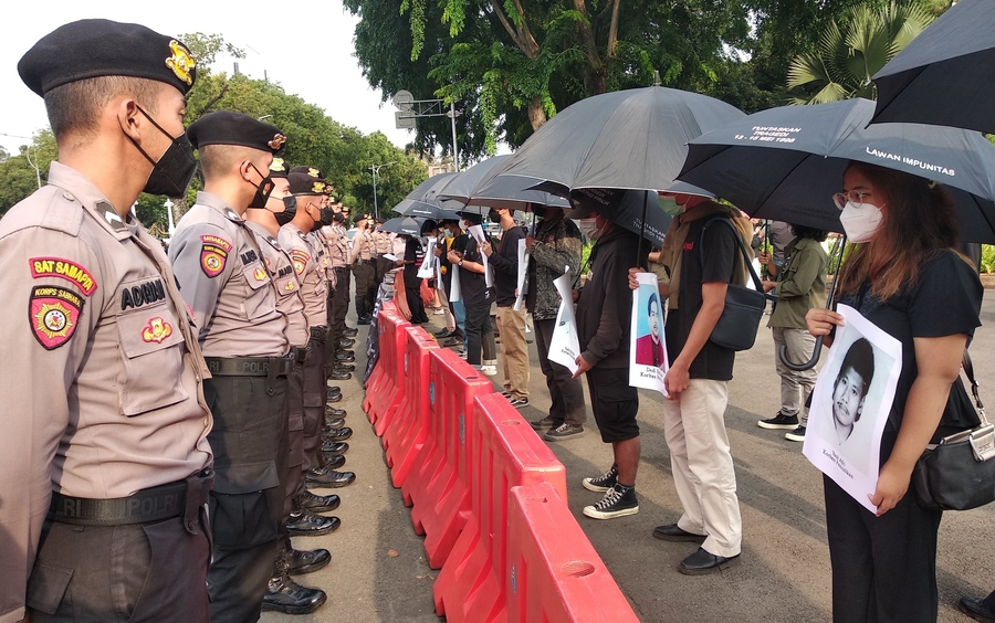 Ongoing harassment, threats and criminalisation of activists and journalists  in Indonesia